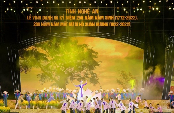 Vinh danh “Bà chúa thơ Nôm” là vinh danh trí tuệ, nhân văn, bác ái của người Việt Nam - ảnh 7