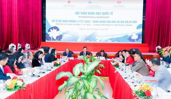 'Nữ sĩ Hồ Xuân Hương' - Danh nhân văn hoá và giá trị di sản - ảnh 1