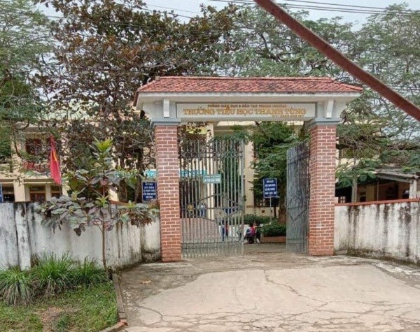 Kiểm điểm, làm rõ trách nhiệm giáo viên “bỏ quên” học sinh trong nhà vệ sinh - ảnh 1