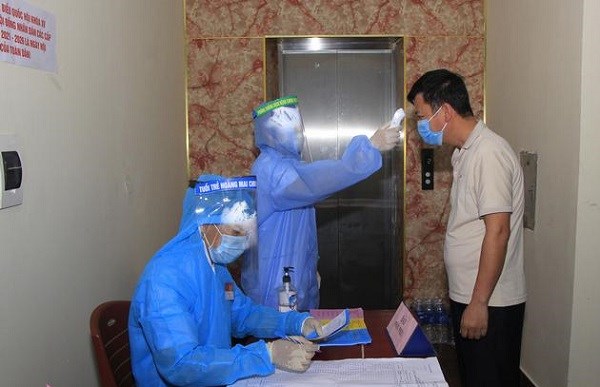 Ngày bầu cử đặc biệt của những cử tri F1 bệnh nhân mắc Covid-19 tại Nghệ An - ảnh 1
