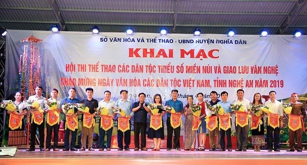 Nghệ An: Nhiều hoạt động chào mừng Ngày Văn hóa các dân tộc VN - ảnh 1