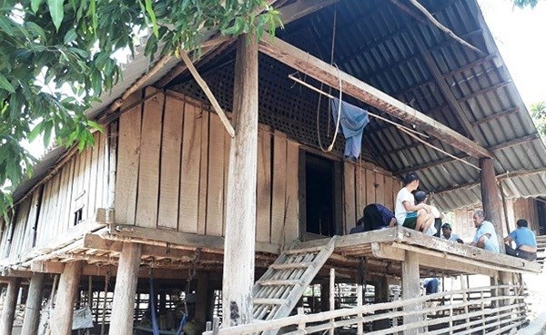 Nghệ An: Mâu thuẫn gia đình, bố dùng dao chém chết con trai - ảnh 1