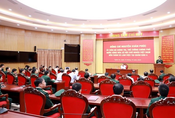 Thủ tướng dâng hoa, dâng hương tại Khu Di tích Quốc gia đặc biệt Kim Liên - ảnh 2