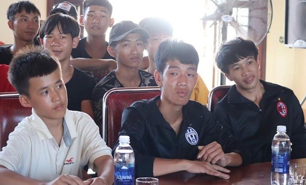Nghe tin anh trai đi biển bị sóng đánh chìm, em gái đột tử qua đời - ảnh 1