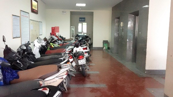 Nghệ An: Mưa lớn kéo dài, TP Vinh chìm trong biển nước - ảnh 6