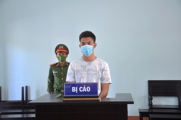 Kon Tum: 18 tháng tù cho đối tượng chống người thi hành công vụ - ảnh 1