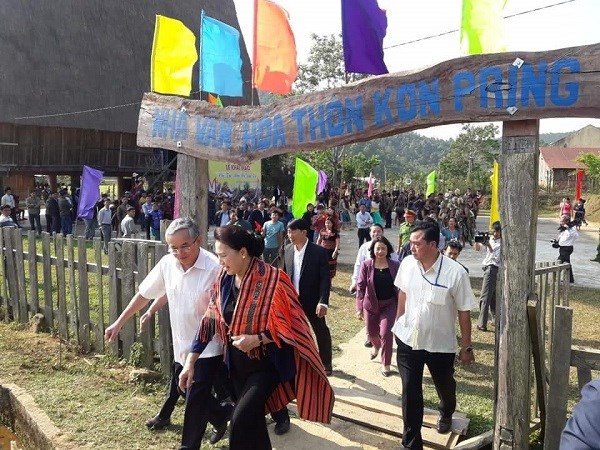 Kon Tum:  Đổi thay nhờ làm Du lịch cộng đồng - ảnh 2