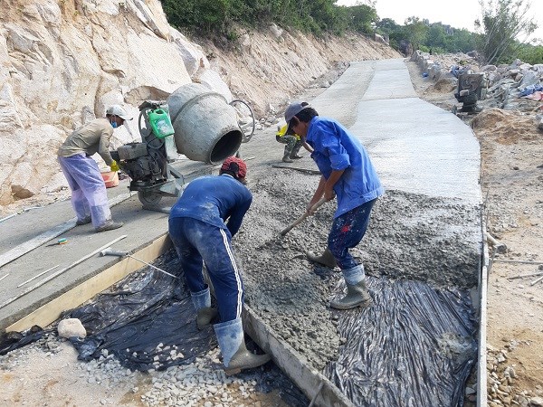 Phát triển du lịch gắn với bảo vệ môi trường ở đảo tiền tiêu Nhơn Châu - ảnh 2