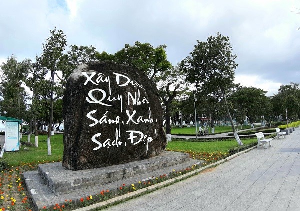 “Tô điểm xanh” cho thành phố du lịch sạch ASEAN - ảnh 2
