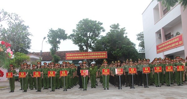 Phú Yên ra quân trấn áp các loại tội phạm - ảnh 3