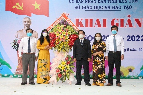 556.000 học sinh Gia Lai, Kon Tum bước vào năm học mới - ảnh 2
