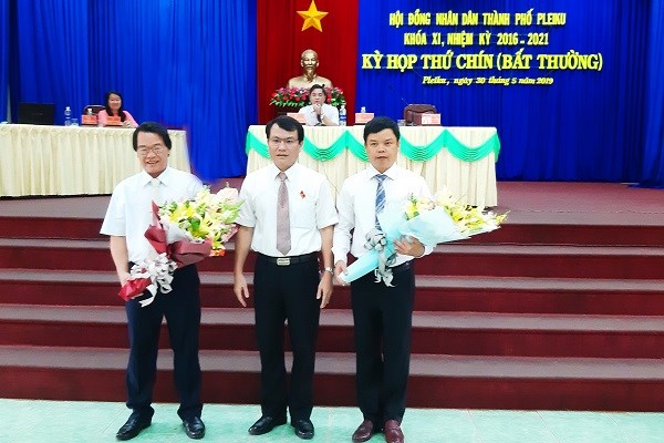 Gia Lai: TP. Pleiku có tân Chủ tịch UBND - ảnh 1