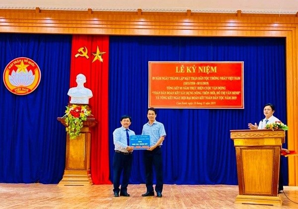 TCty Điện lực miền Trung và PC Khánh Hòa: Trao 7 căn nhà Tình nghĩa, nhà Đại đoàn kết - ảnh 3