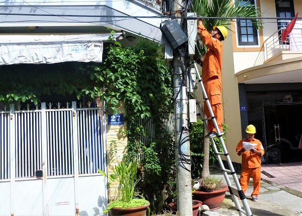 Những câu chuyện về nghề kiểm tra giám sát mua bán điện tại PC Khánh Hòa - ảnh 1