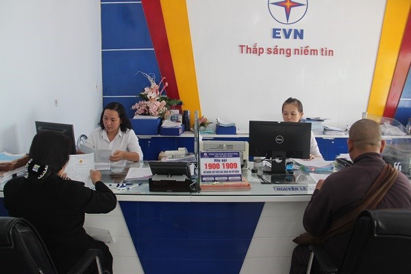 Nữ nhân viên PC Khánh Hòa: Không tham của rơi - ảnh 1