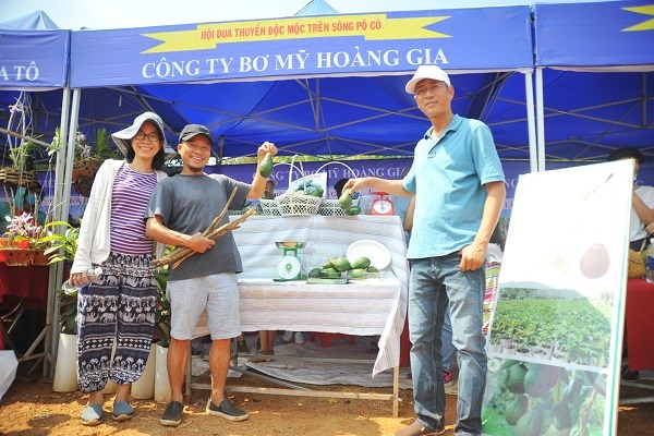 Gia Lai: Sôi nổi Hội đua thuyền độc mộc trên sông Pô Cô - ảnh 10