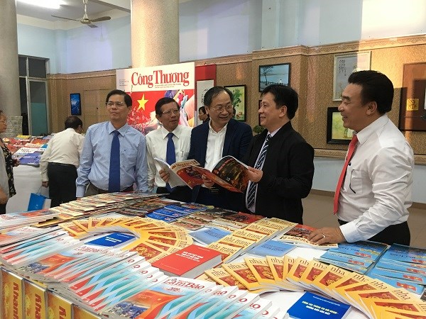 Khánh Hòa: Khai mạc Hội Báo Xuân Kỷ Hợi 2019 - ảnh 2