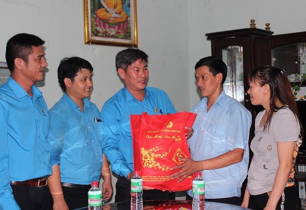 Tết ấm tình thương - ảnh 4