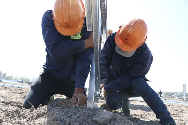 Phóng sự ảnh: Đón Tết trên công trường năng lượng tái tạo - ảnh 4