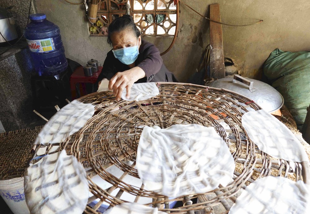 “Đất trăm nghề” cần lao ngày cận Tết - ảnh 3