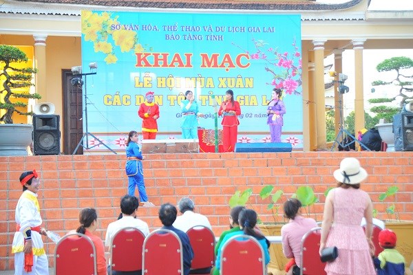 Gia Lai: Lễ hội mùa Xuân hút du khách - ảnh 1