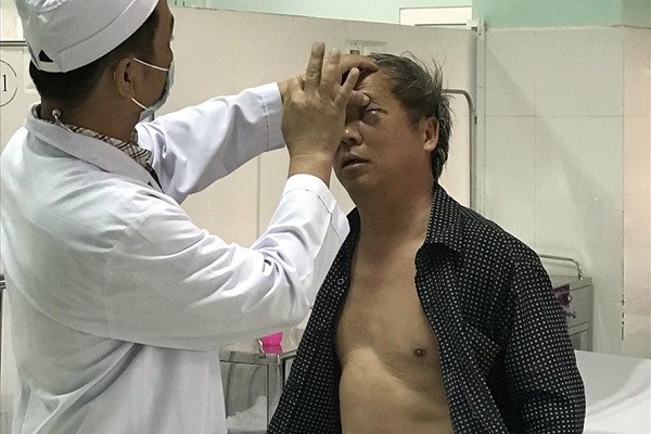 Chủ tịch UBND tỉnh Kon Tum chỉ đạo điều tra vụ phóng viên VTV bị hành hung - ảnh 1
