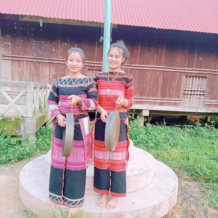 Để sắc màu thổ cẩm không bị “bay đi” - ảnh 3