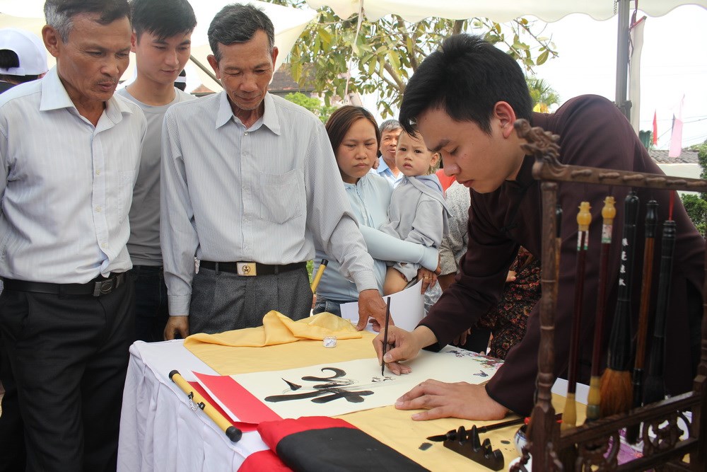 Ý Đảng, lòng dân trong xây dựng đời sống văn hóa  ở quê hương Đại thi hào Nguyễn Du - ảnh 2