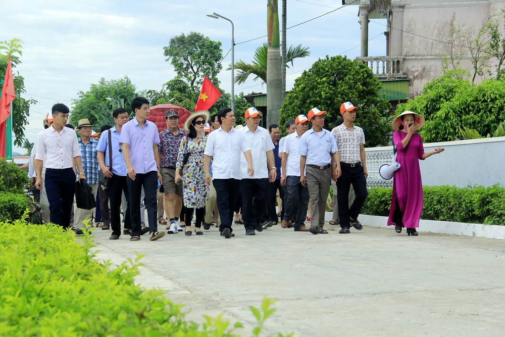 Ý Đảng, lòng dân trong xây dựng đời sống văn hóa  ở quê hương Đại thi hào Nguyễn Du - ảnh 4