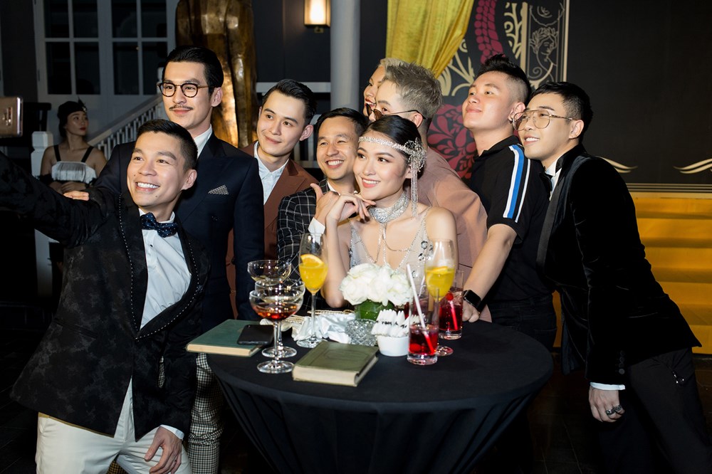 Diễm My 9x, Phí Phương Anh, Á hậu Thùy Dung bất ngờ hội ngộ tại Phú Quốc - ảnh 1