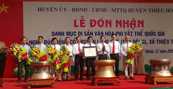 Nghề đúc đồng cổ truyền làng Chè là Di sản văn hóa phi vật thể quốc gia - ảnh 1