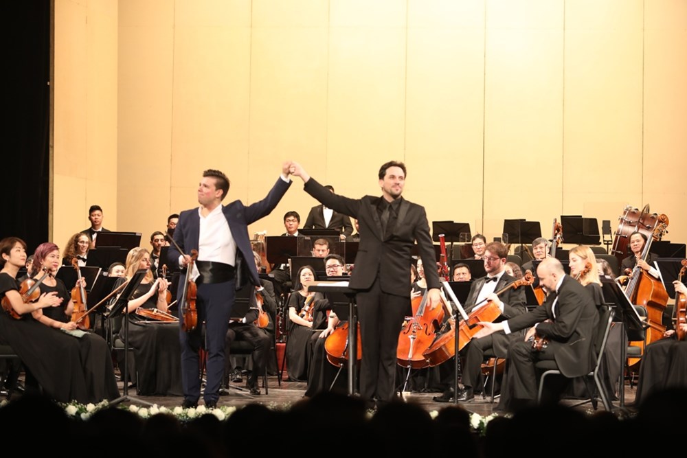 Nghệ sĩ violin giành giải Tchaikovsky 2011 Sergei Dogadin chinh phục người yêu nhạc thủ đô - ảnh 2