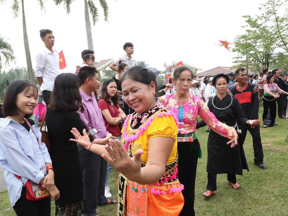 Sôi động Tuần Đại đoàn kết các dân tộc tại “Ngôi nhà chung” - ảnh 6