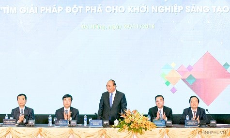 Thủ tướng nói chuyện với thanh niên về khởi nghiệp - ảnh 1