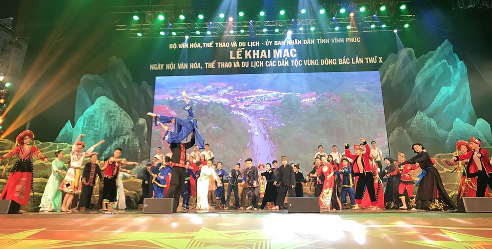 Đón nhận Bằng ghi danh nghi lễ và trò chơi kéo co là Di sản văn hóa phi vật thể đại diện của nhân loại - ảnh 3