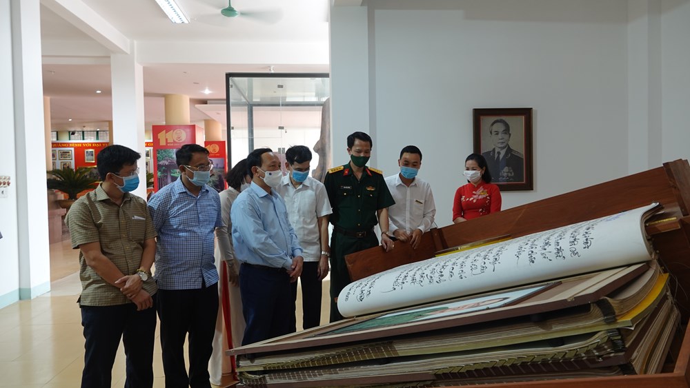 Triển lãm ảnh “Đại tướng Võ Nguyên Giáp – Cuộc đời và sự nghiệp” - ảnh 3