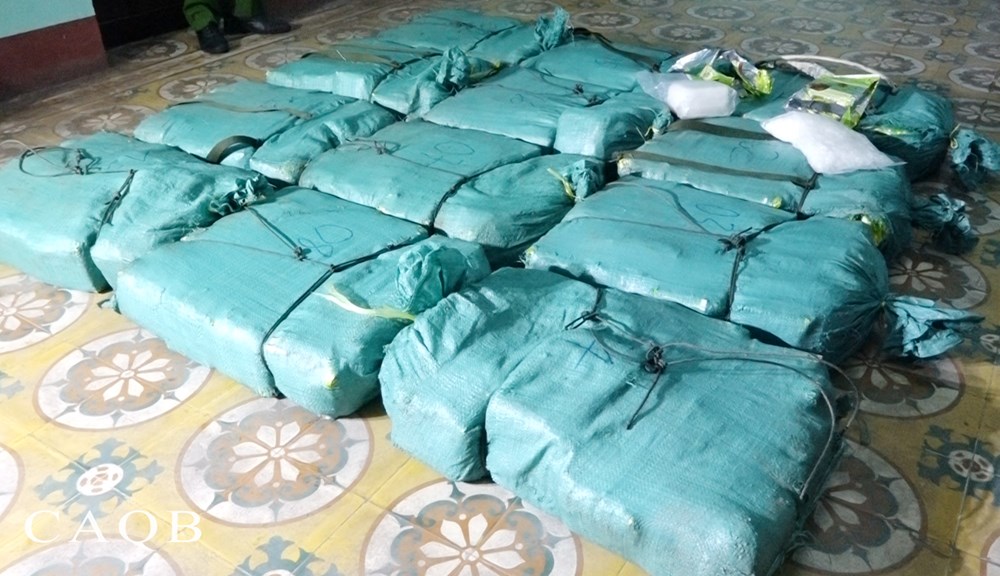 Quảng Bình: Bắt giữ đối tượng vận chuyển hơn 308kg ma túy đá - ảnh 1