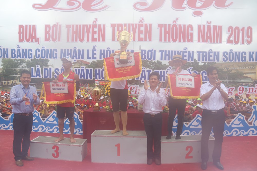 Rộn ràng sóng nước Kiến Giang mừng Tết Độc lập - ảnh 5