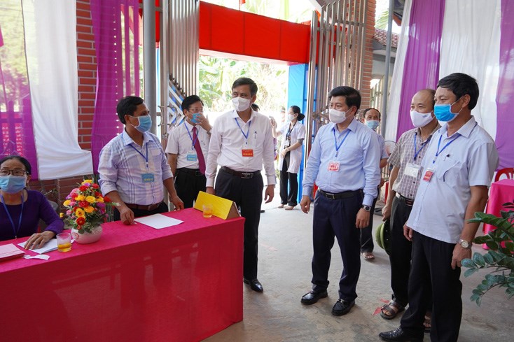 Chủ tịch UBND tỉnh Quảng Bình: Bầu cử phải khách quan, trung thực, chính xác - ảnh 4