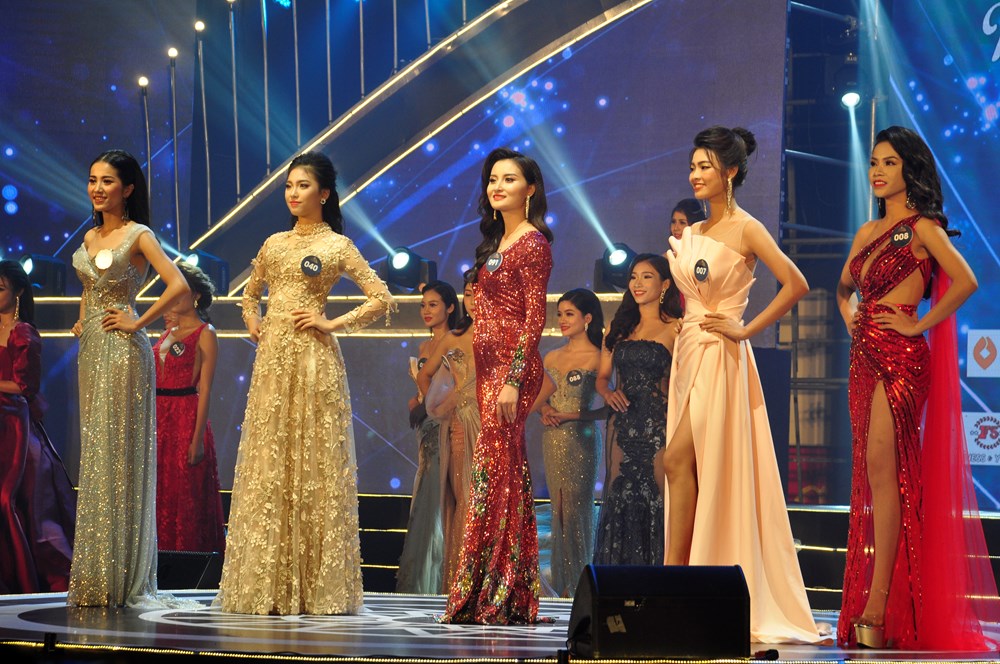 Trần Ngọc Huyền đăng quang Người đẹp du lịch Quảng Bình năm 2019 - ảnh 4