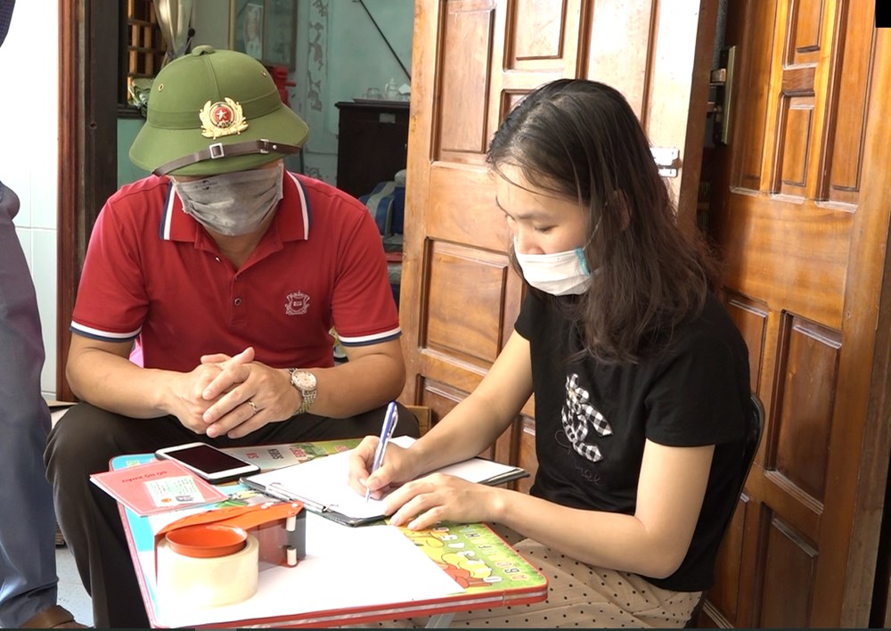 Quảng Bình: Phát hiện và tịch thu gần 1 tấn mỹ phẩm làm đẹp - ảnh 2