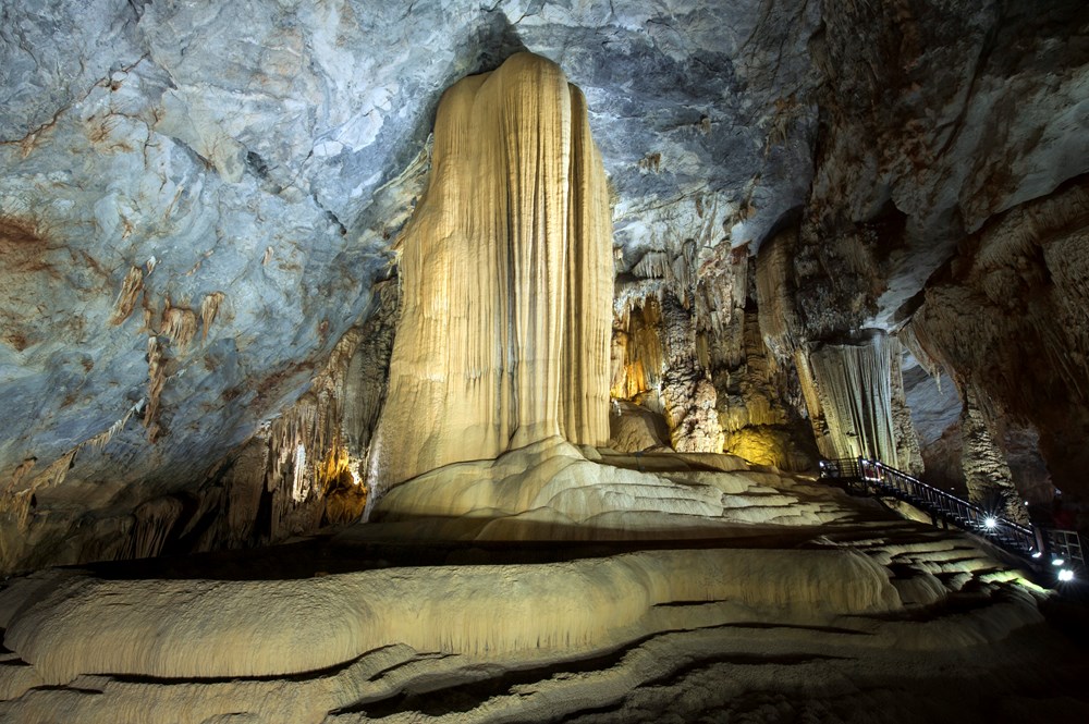 Hoa hậu Tiểu Vy là Đại sứ hình ảnh tại Lễ hội hang động Quảng Bình 2019 - ảnh 2