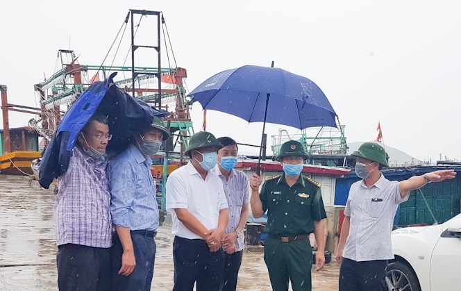 Quảng Bình: Vừa phòng chống bão, vừa phòng chống dịch - ảnh 3