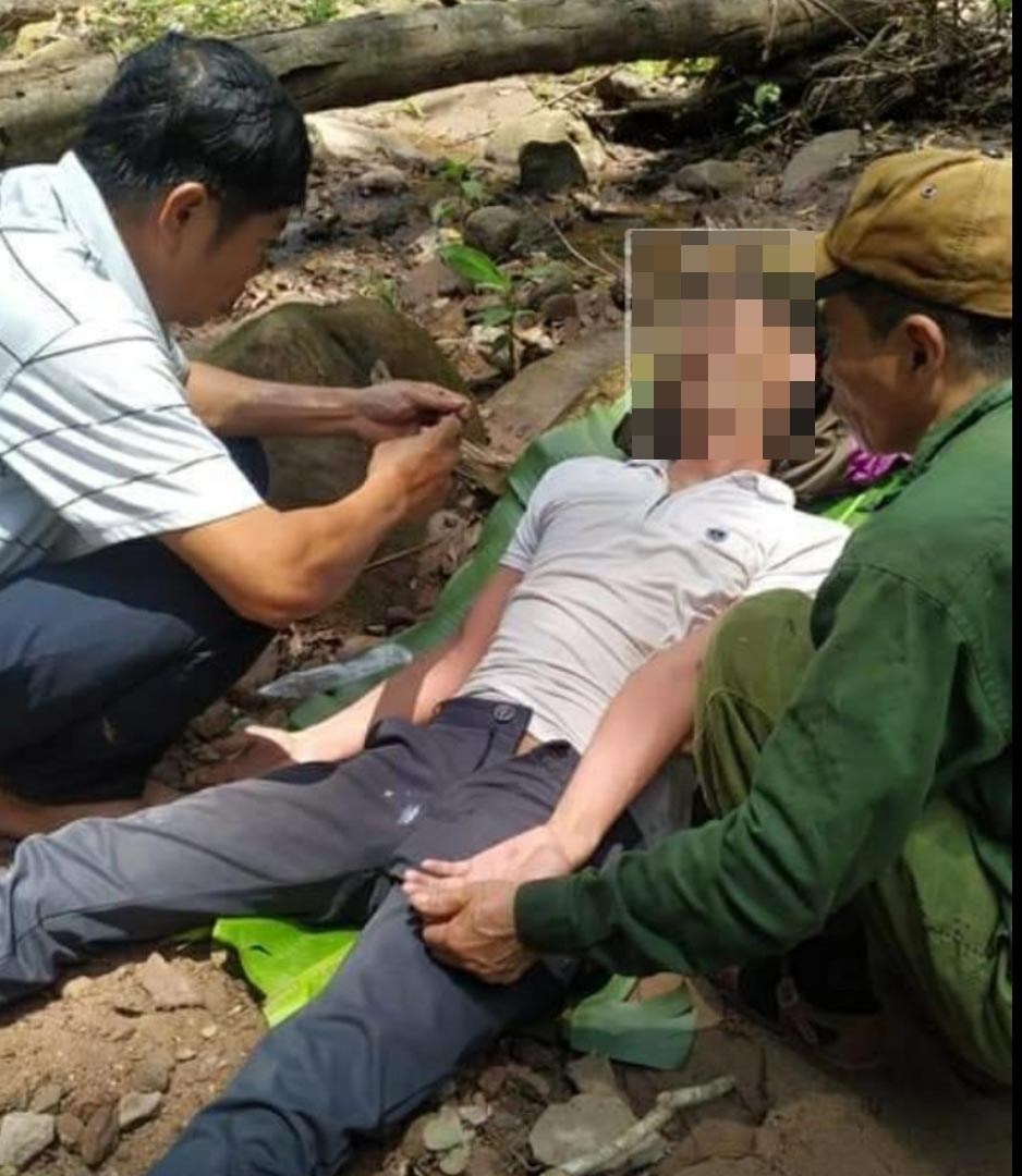 Quảng Bình: Cứu sống người thợ ong bị ong đốt nguy kịch - ảnh 1