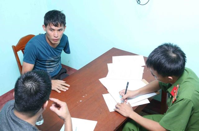 Quảng Bình: Khởi tố vụ án, khởi tố bị can vụ vận chuyển hơn 3 tạ ma túy đá - ảnh 2