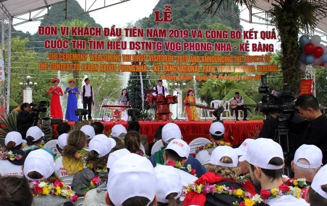 Du khách người Đức “xông đất” Phong Nha – Kẻ Bàng trong ngày đầu năm mới 2019 - ảnh 1