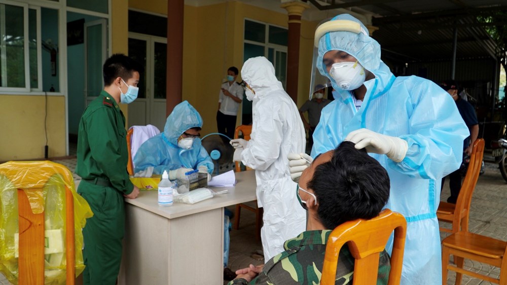 Quảng Bình: Phát hiện 3 ca dương tính đầu tiên trong thời gian theo dõi tại nhà - ảnh 1