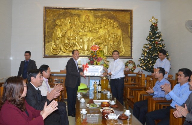 Quảng Bình: Thăm và tặng quà các Giáo xứ nhân dịp Lễ giáng sinh 2018 - ảnh 1