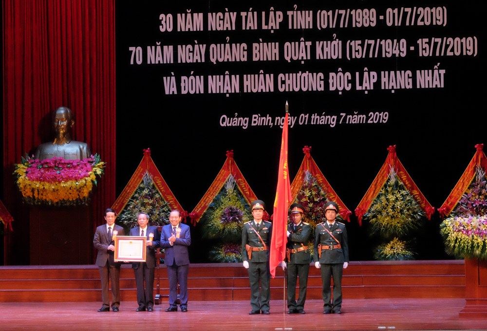 Phó Thủ tướng Thường trực Chính phủ: Quảng Bình phải thúc đẩy phát triển mạnh mẽ du lịch - ảnh 1
