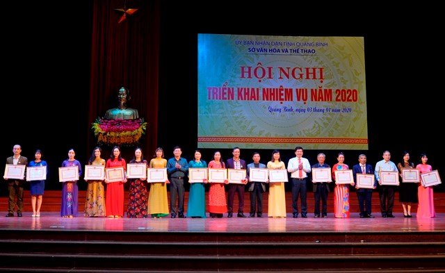Quảng Bình: Thực hiện hiệu quả các nhiệm vụ phát triển văn hóa, gia đình và thể thao trong năm 2020 - ảnh 5
